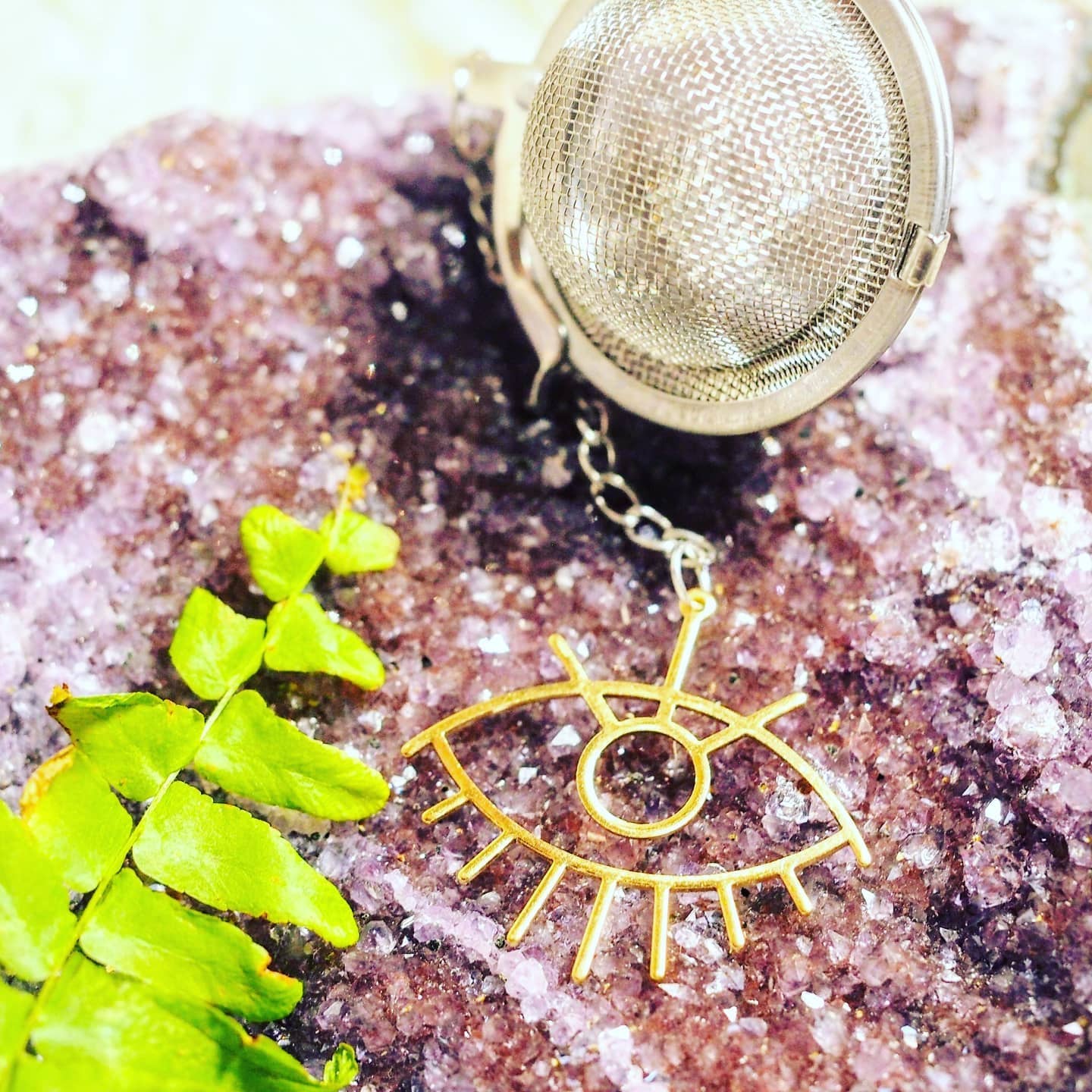 Golden Third Eye Tea Infuser - Loose Leaf Tea Infuser